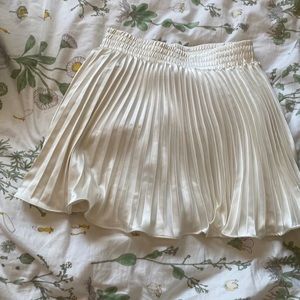 White mini silk skirt!